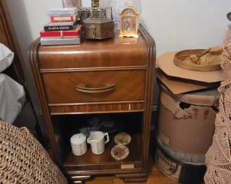 Waterfall dresser