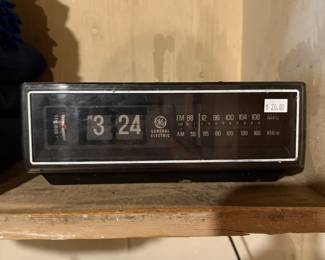 Vtg Clock