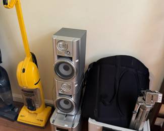 Speakers, Vacuum