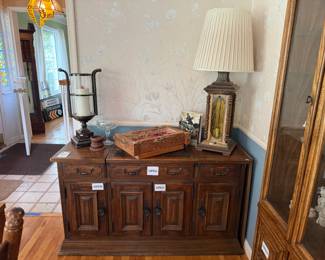 Dresser, Decorative Lamp