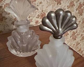 Art Deco Perfume Bottles and Glassware Set second image