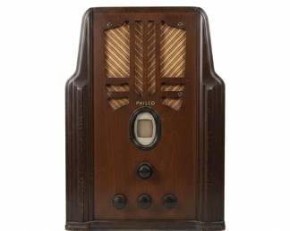 Philco Tombstone Radio