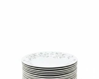 Arcopal Romantique Pattern Dinnerware Set fourth image