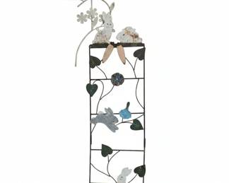 Metal Garden Art Bunny Trellis and Gecko