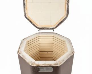 Paragon Electric Kiln A second image