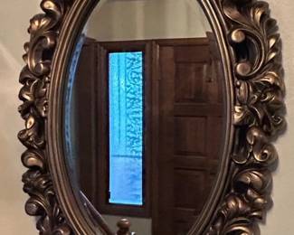Ornate Oval Wall Mirror with Gilt Frame Syroco Style