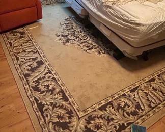 Safavieh Heritage Collection Floral Bordered Area Rug second image