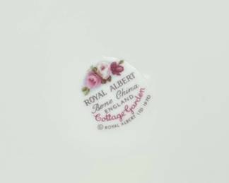Royal Albert Cottage Garden Bone China Oval Platter third image