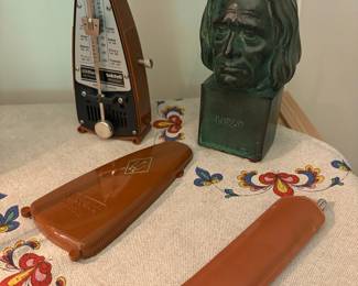 Wittner Taktell Piccolo Metronome and Franz Liszt Bust