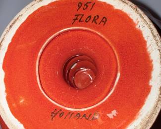 Hull Pottery "Flora" Vase 951
