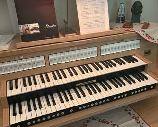 Johannus Studio 150 30T Classic Organ