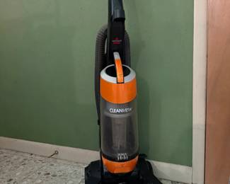 Bissell Cleanview Vacuum - Cleaned & Works Great!