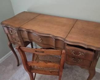Men's  makeup vanity desk, solid wood comes with chair