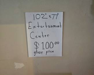 This is the sign for the previous photo with the measurements