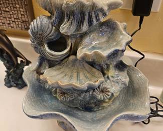 We have several tabletop fountains that work please pour the water out before moving