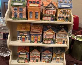 TINY HOUSES