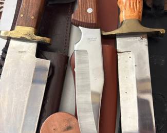 Assorted Fixed Blade Knives with Sheaths third image