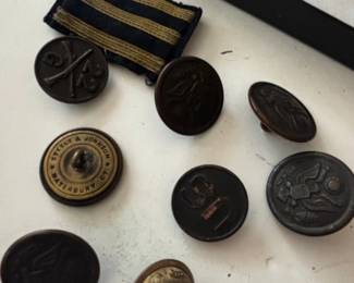 German Narvik Shield and City of London Medallion second image