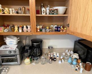 Salt & pepper shakers, blender, toaster oven, coffee maker, microwave
