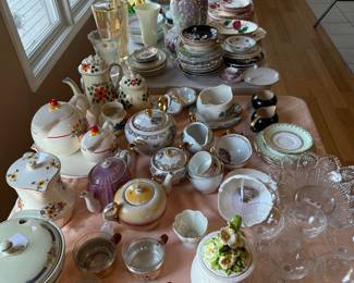 Pitchers, casserole dishes
