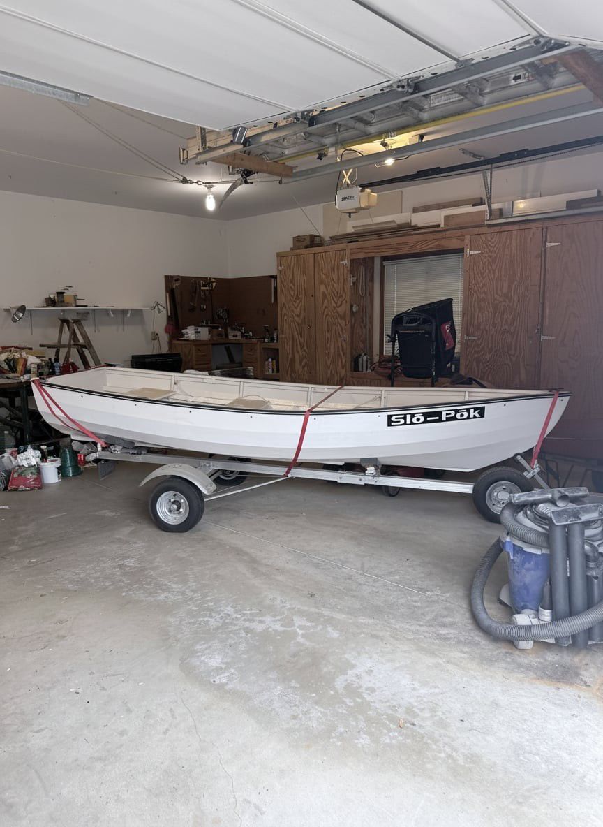 Sio-Pok Rowboat with Caviness Woodworking Feather Brand Oars