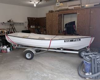 Sio-Pok Rowboat with Caviness Woodworking Feather Brand Oars