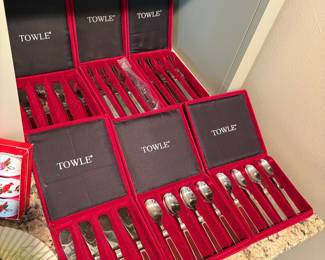 Towle "El Grandee" Sterling Silver Flatware Set
