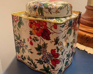 Vintage Daher Floral Tin Tea Caddy