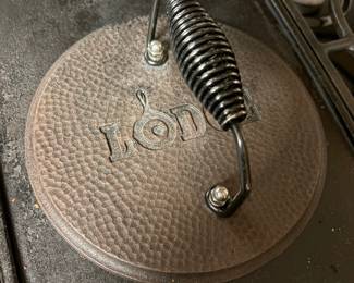 Lodge Cast Iron Grill Press
