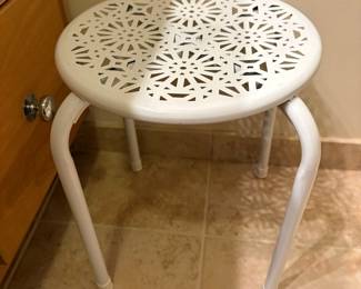 Atlantic Daisy Metal Stool - Set of 2