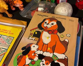 Fisher-Price Dog and Puppies Wooden Puzzle