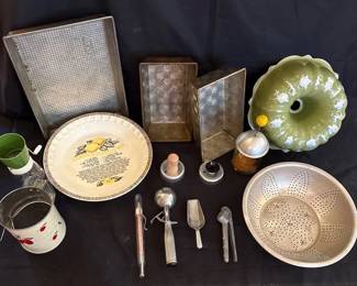 Vintage Baking  Ovenex Bakeware