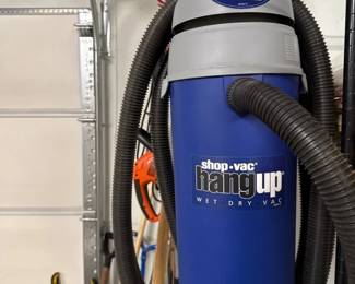 Black  Decker Wet Dry Shop Vac  Gardening Tools
