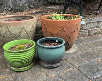 Terracotta And Glazed Outdoor Pots