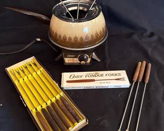 Oster Electric Fondue Set and Fondue Forks