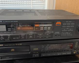 Onkyo Tuner Amplifier  Pioneer CD Disc Player