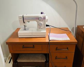 Janome model 4612TM sewing machine