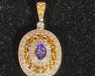 14kt Yellow Gold Pendant w/ Diamonds