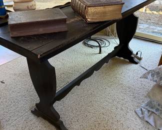 French farmhouse trestle style table