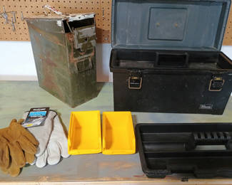 Lot 67: Assorted workshop storage containers and gloves