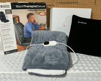 Lot 39: HoMedics BackTherapist Deluxe Back Massager and Thermotex Heating Pad