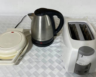 Lot 52: Breakfast Time Appliances