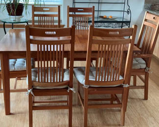 Lot 5: Amish Dining Table And 6 Chairs
