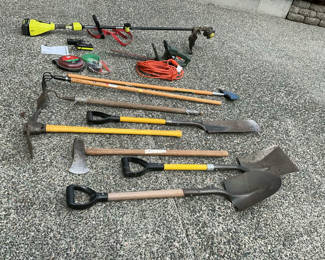 Lot 47: Yard and Garden Tools