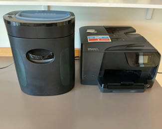 Lot 23: HP OfficeJet Pro 8710, Royal Cross Cut Paper Shredder