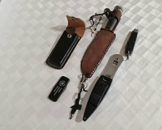 Lot 61: Pocket knives, Gerber, Marble's