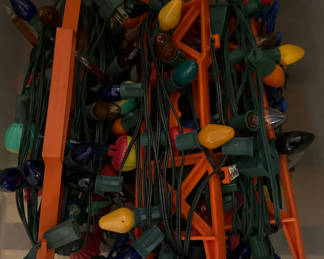 Lot 46: Multicolor string lights and accessories