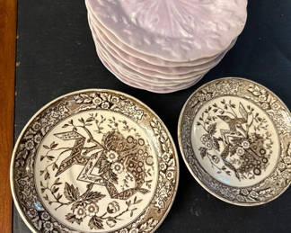 Lot 76: Brown transferware bowls and pink plates