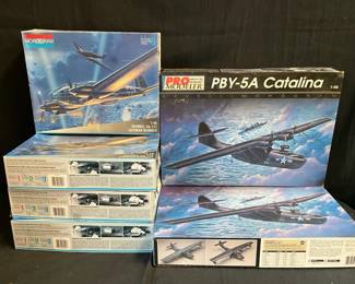 Monogram Model Planes feat. Heinkel German Bomber
