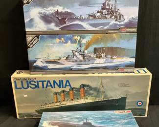 Assorted Model Ships feat. DML, Academy